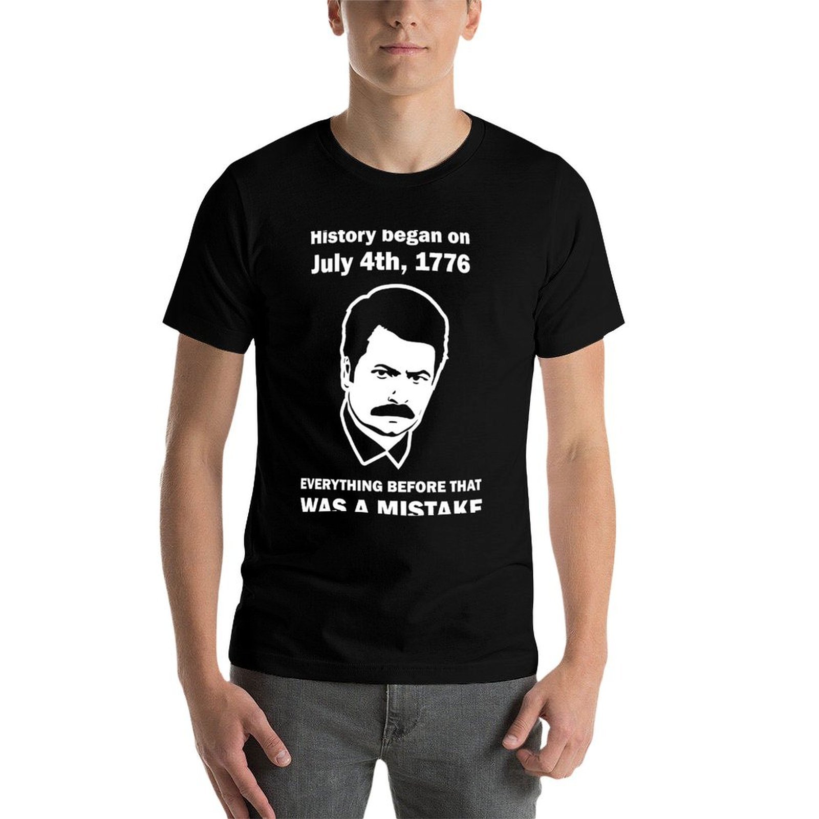 ロン・スワンソンの歴史 1776年7月4日（ダーク）Tシャツ - Street Fashion History のレビューと価格